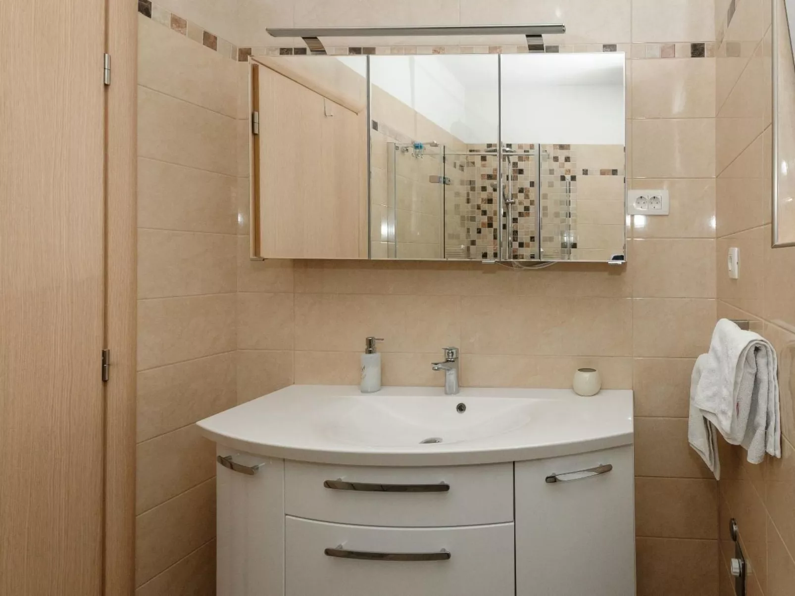 Villa Marta Trogir für 10 Personen in Plano-Binnen