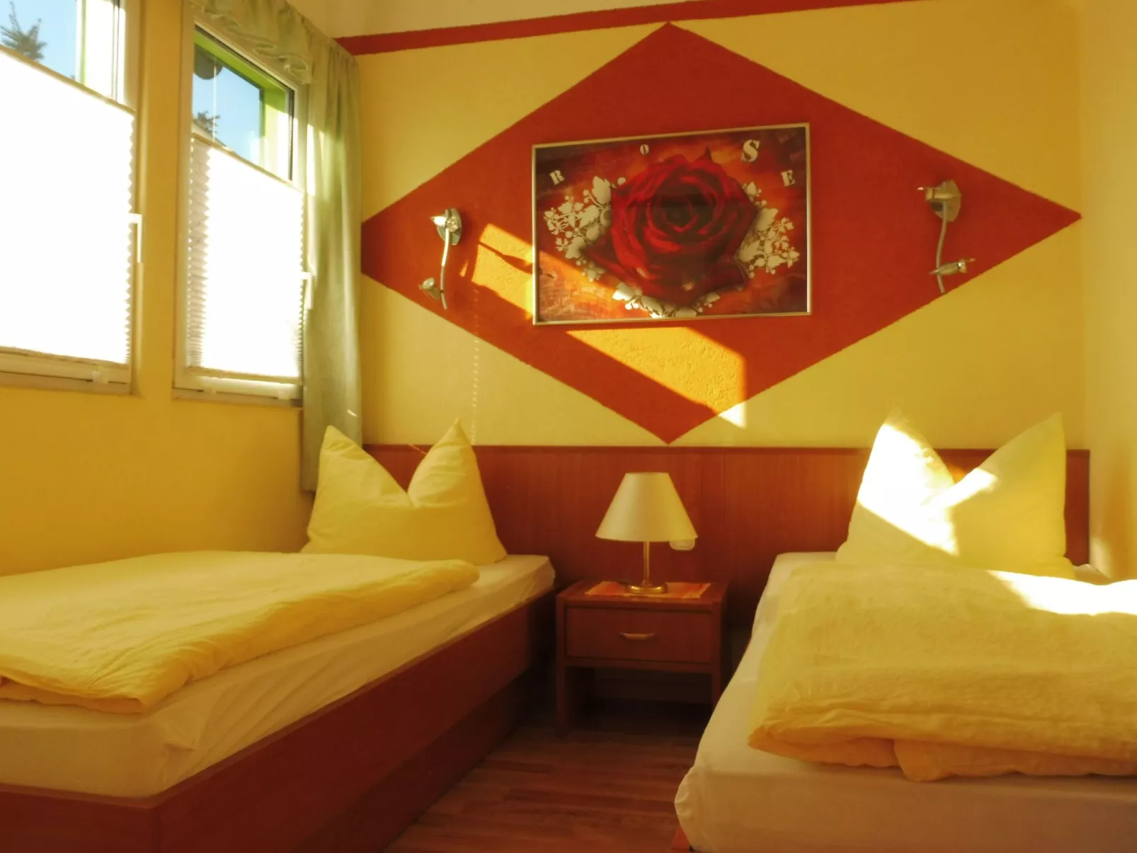 Mit Pool-Image-tags.info