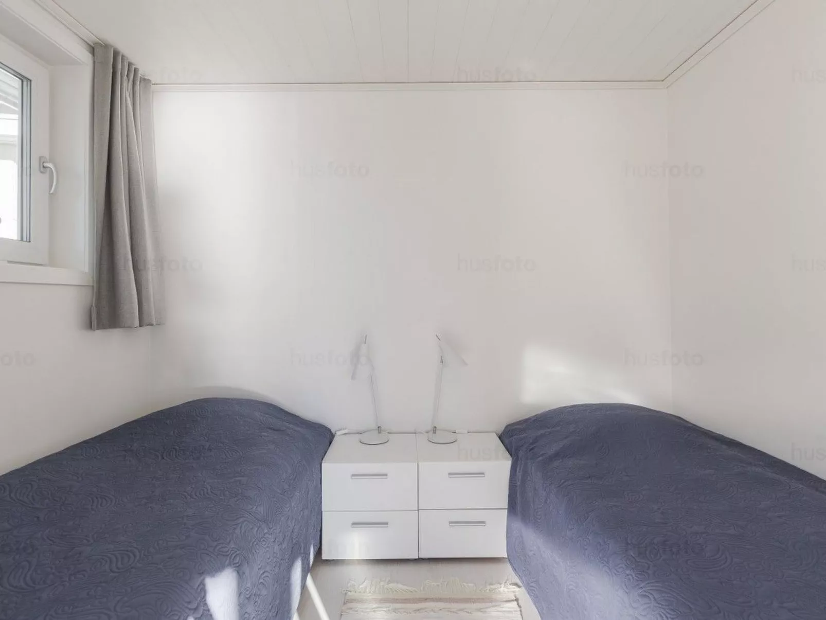 Ein  kleines Holzhaus-Binnen