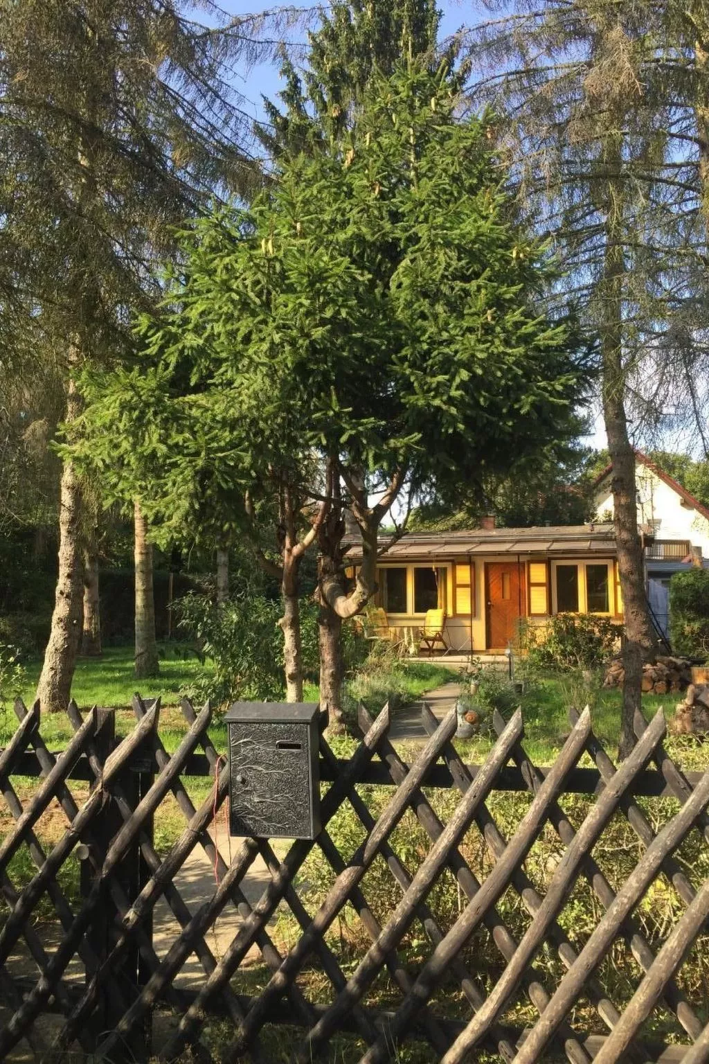 Datscha im Grünen-Buiten