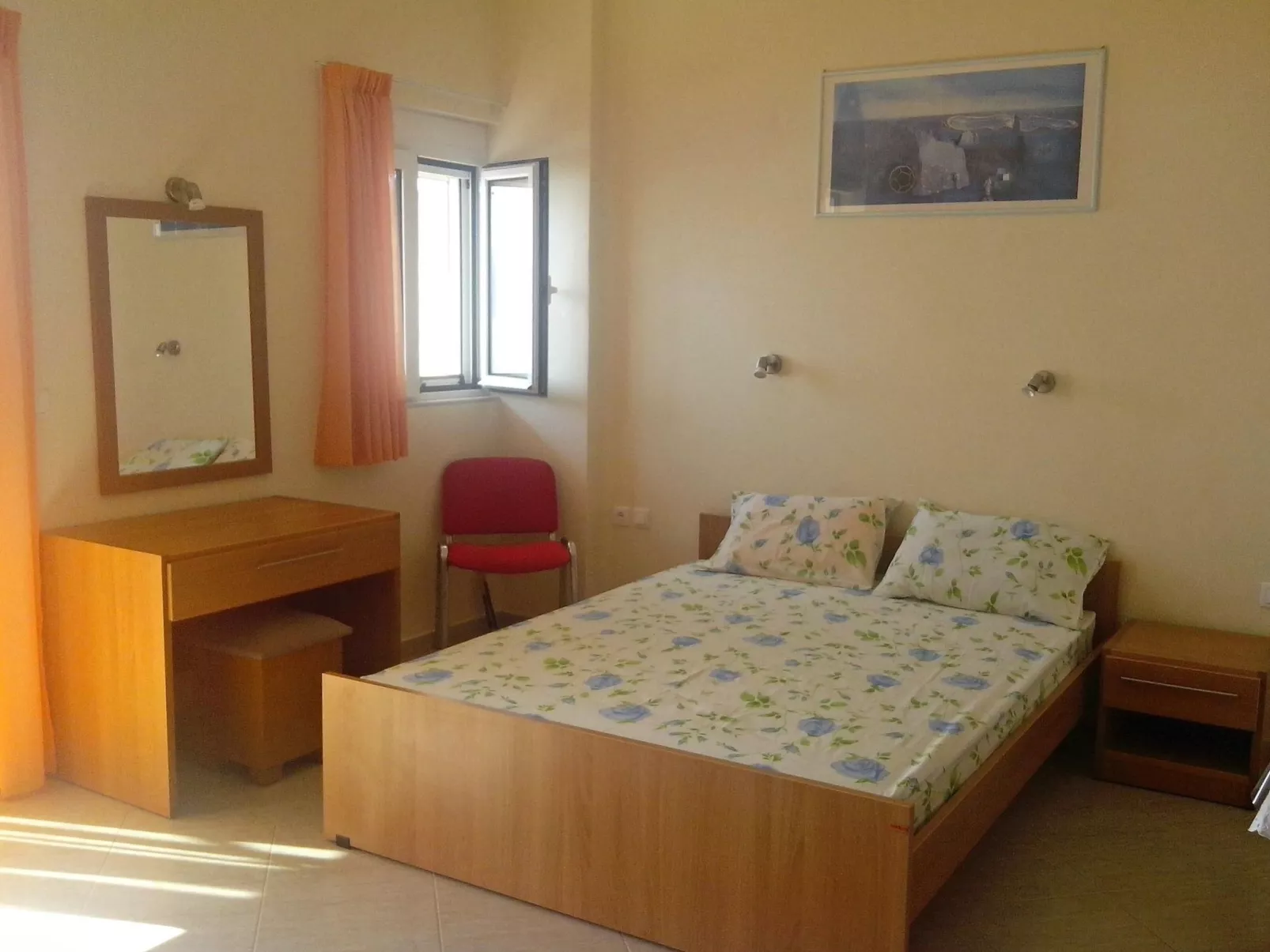 Appartement mit Balkon-Image-tags.info