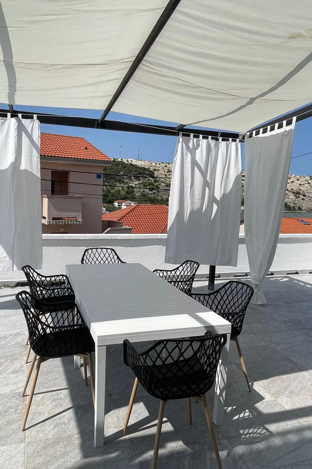 Mit Blick auf das Wasser-Binnen