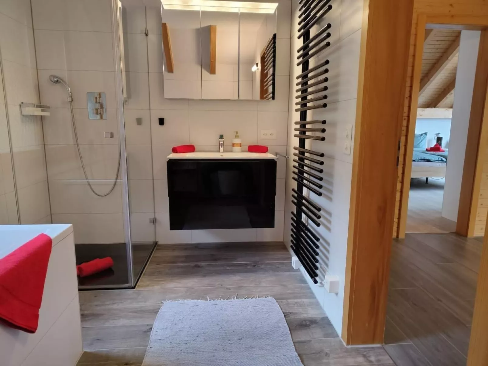 Villa Seelisberg mit Jacuzzi und Panoramablick-Binnen