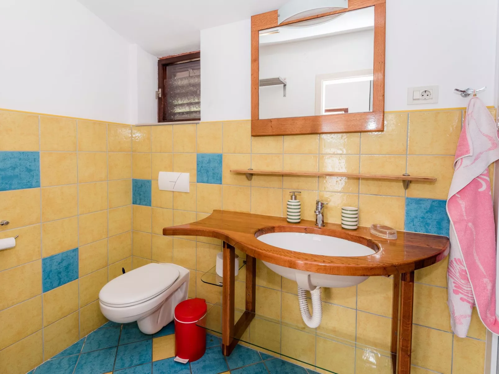 "Haus Gluscevic" direkt am Strand-Image-tags.info