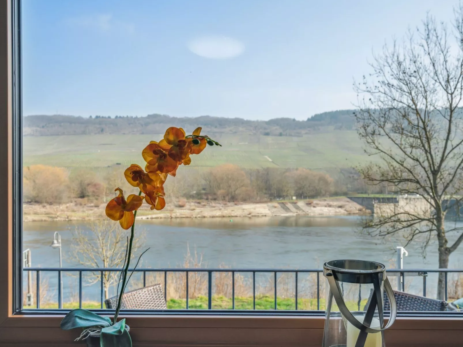 Mit Balkon und schönem Moselblick-Binnen