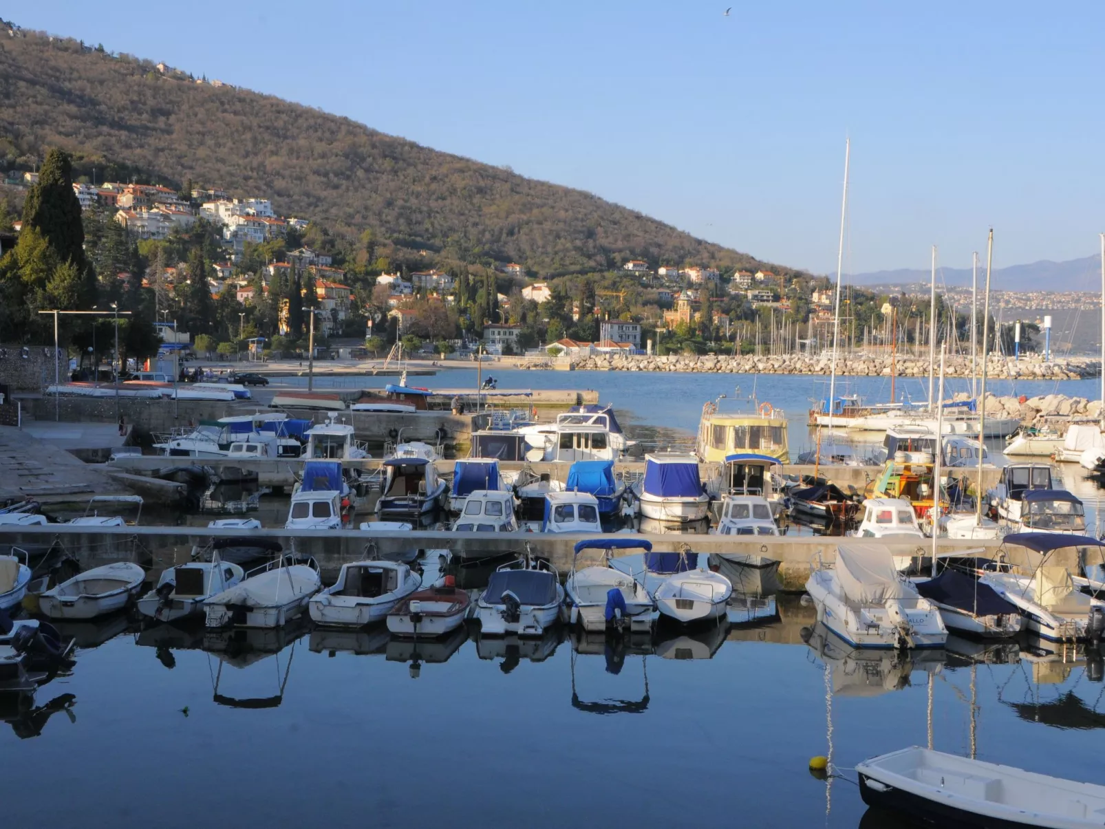 Apartment Kisic 3 mit herrlichem Meerblick-Binnen