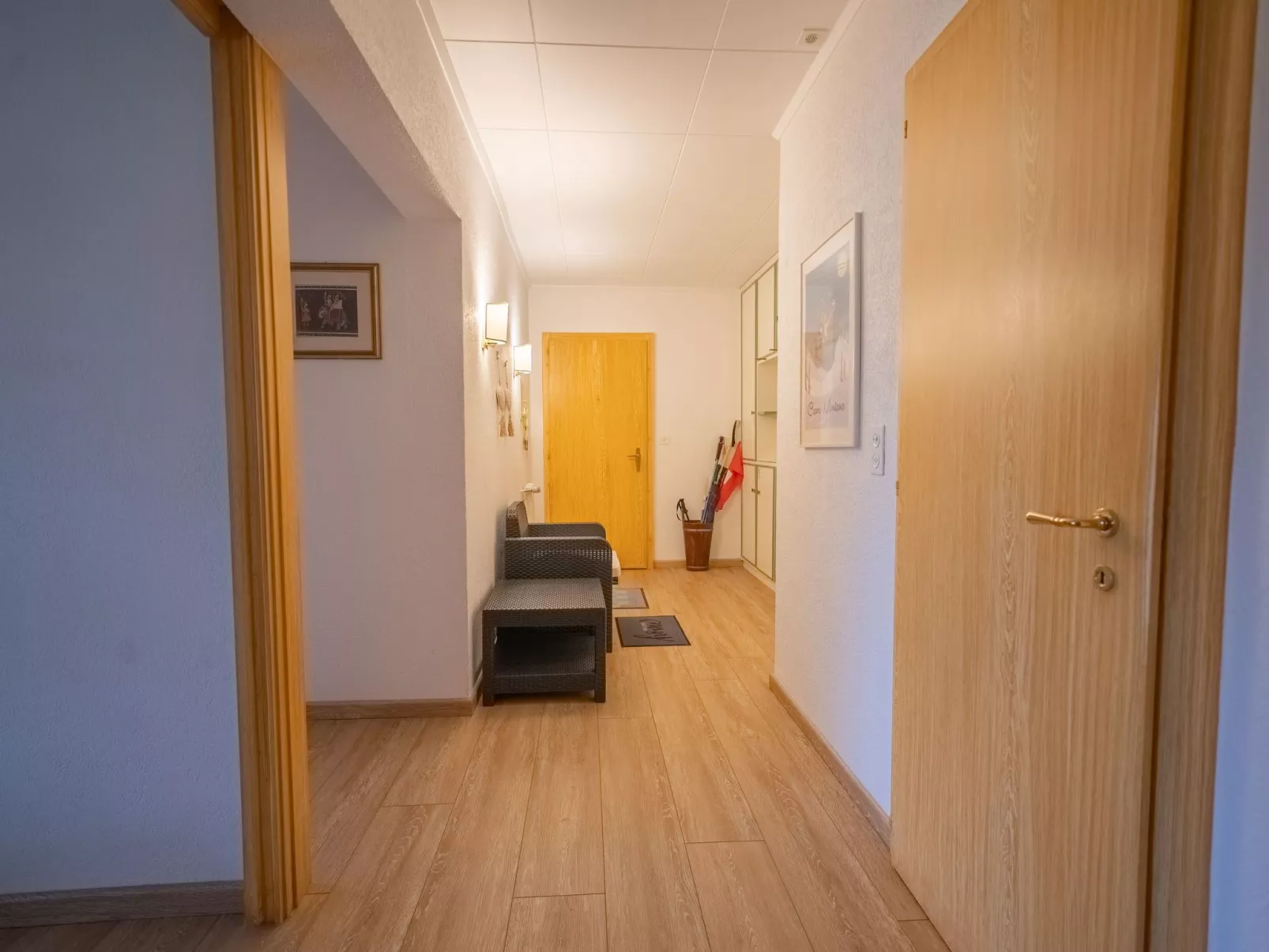 Wohnung mit Blick auf die Berge-Binnen