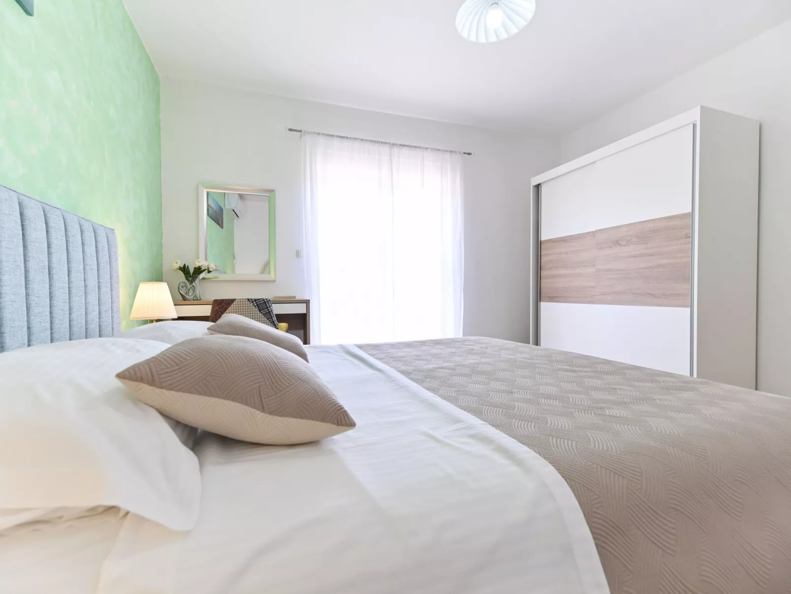 Charmantes Ferienhaus in Donje Rastane-Binnen