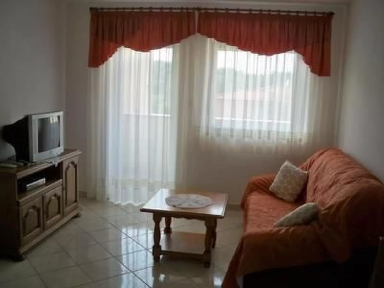 Appartement in Banjole mit Garten und Grill