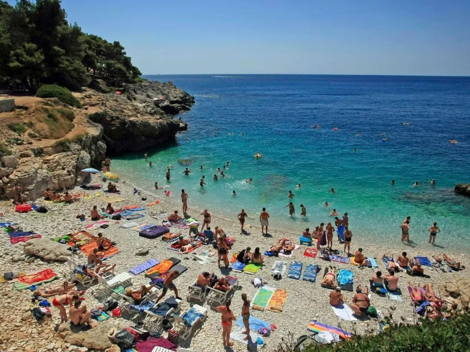 "Jela" mit Terrasse-Buiten