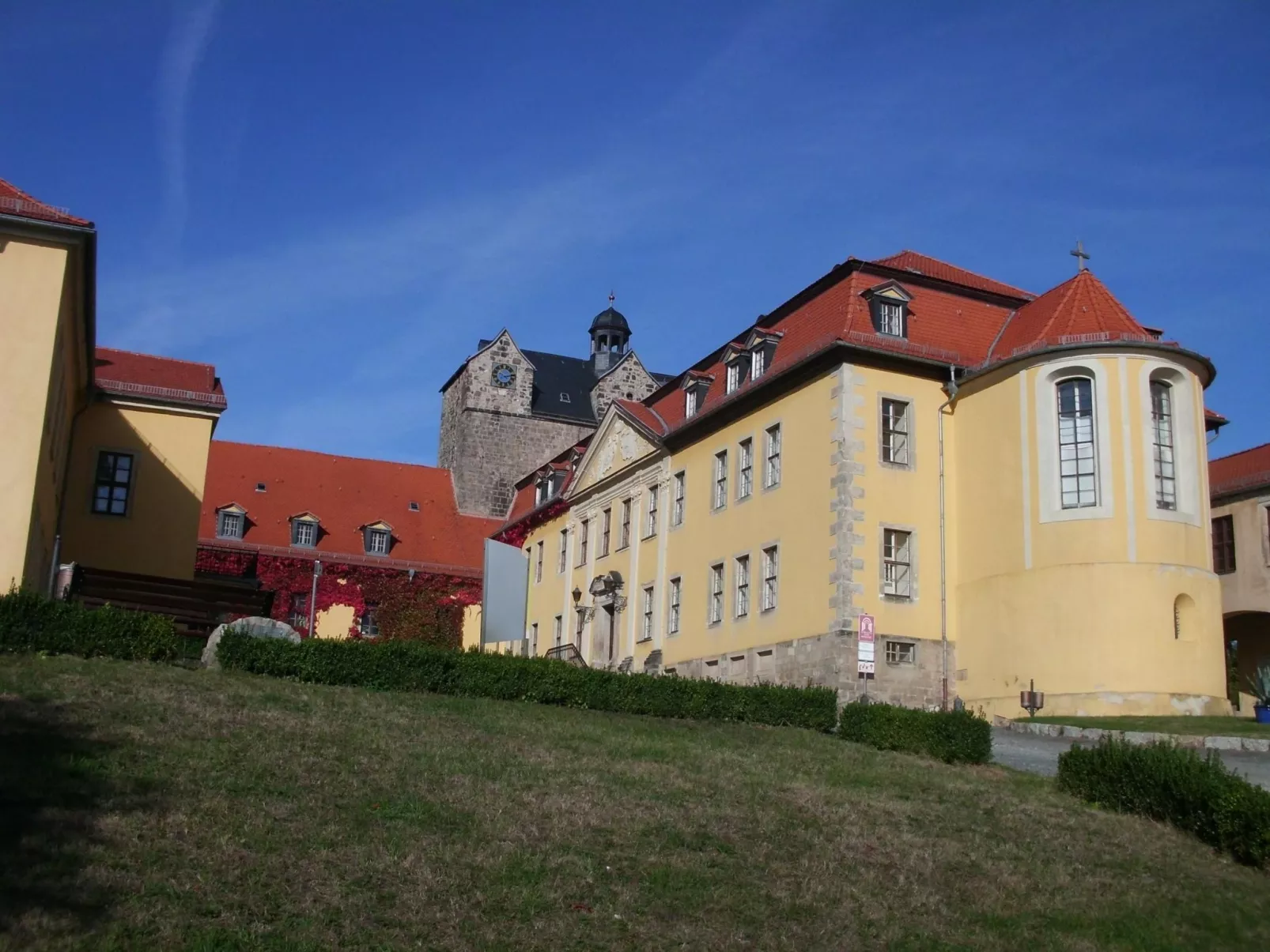 Großes, altes, umfassend saniertes Ferienhaus-Binnen