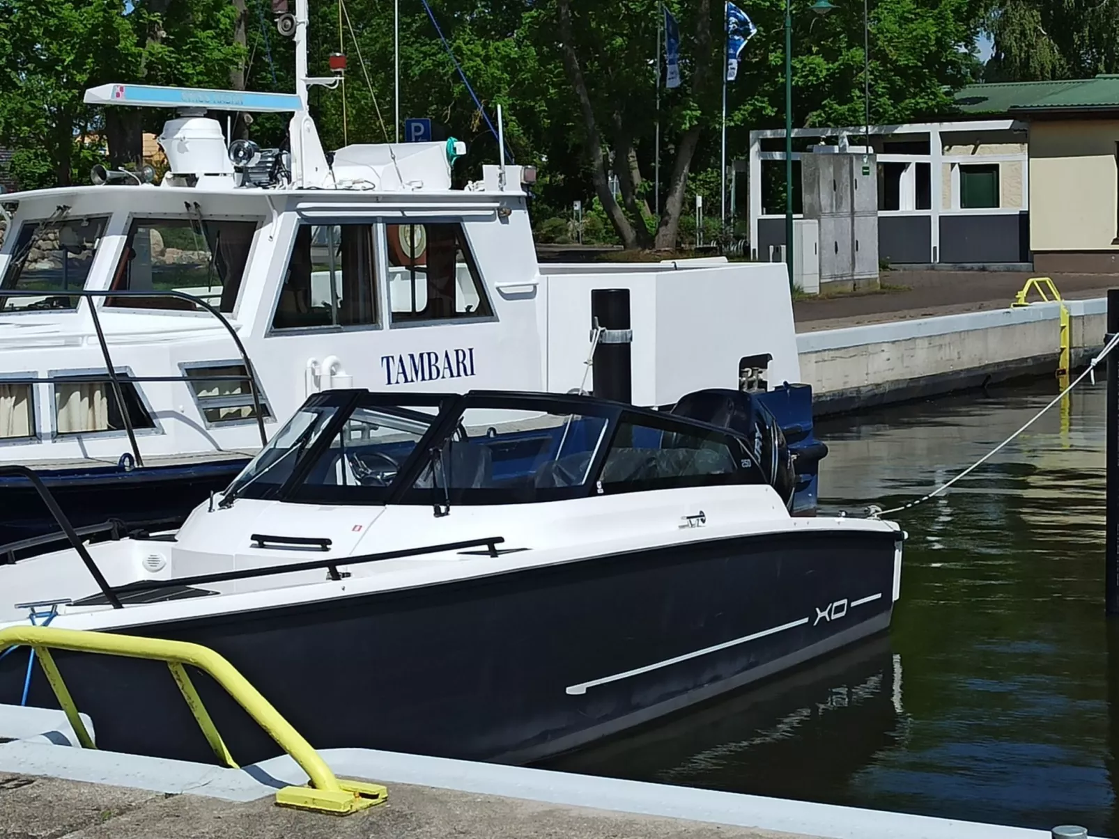 In Altwarp mit Botanischem Garten-Binnen