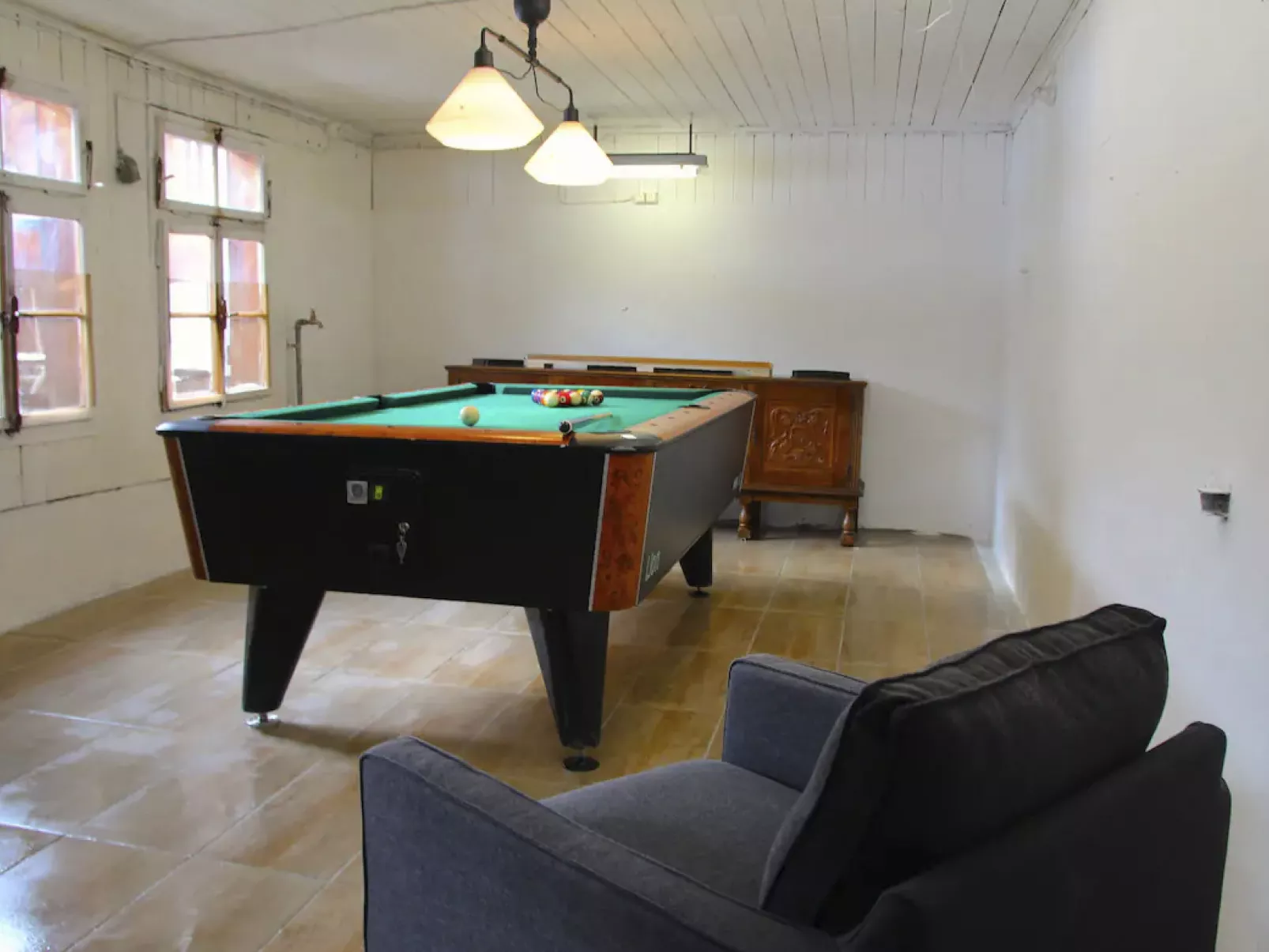 Chalet 9-Image-tags.info