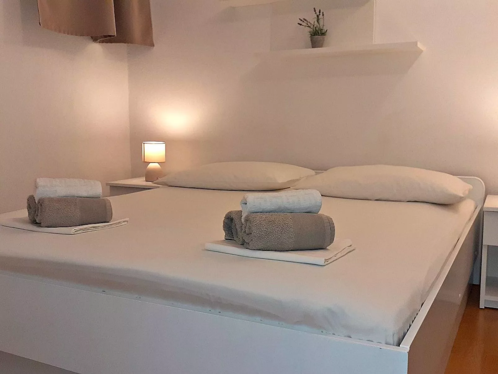 Mit Balkon in Strandnähe-Binnen