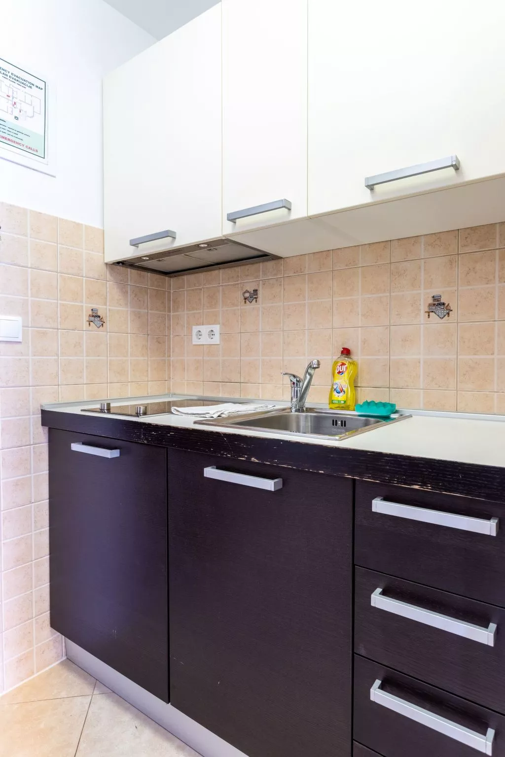 Geräumige Wohnung mit Meerblick vom Sonnenbalkon-Binnen