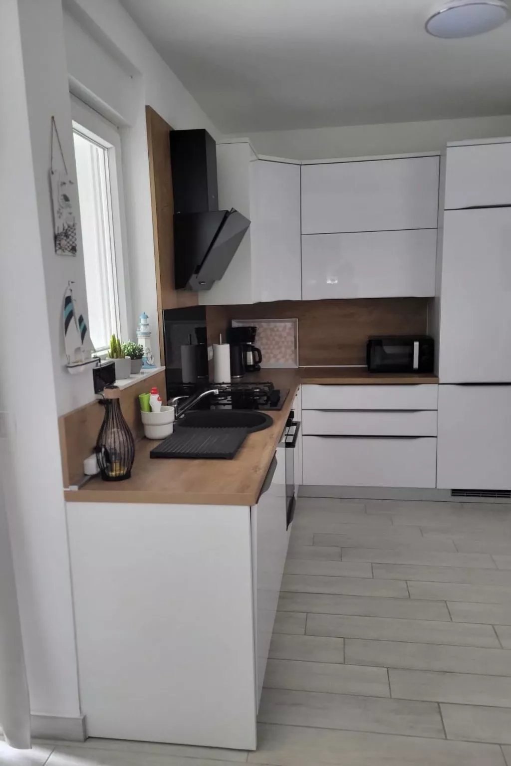 Appartement Dani am Strand mit herrlichem Meerblick-Image-tags.info