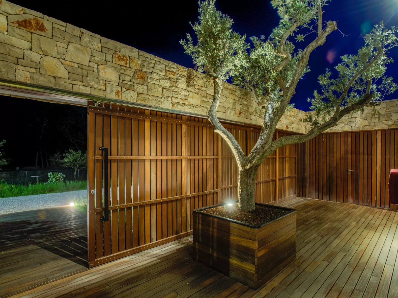 Für 6 Personen und 4 Kinder in Porec-Jurici, Istrien (Westküste von Istrien)-Buiten