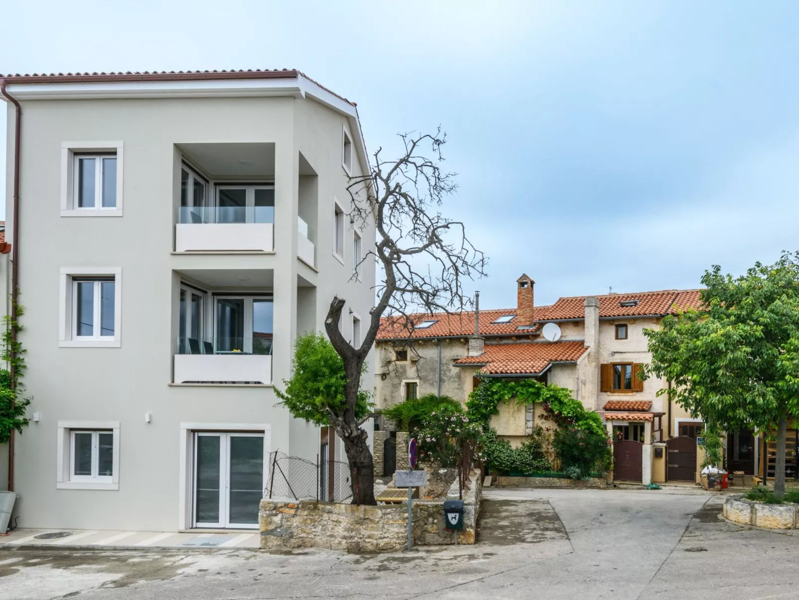 MA Premantura Luxus Apartment Nr. 3 mit Meerblick und Parkplatz für 2+2 Persone-Binnen