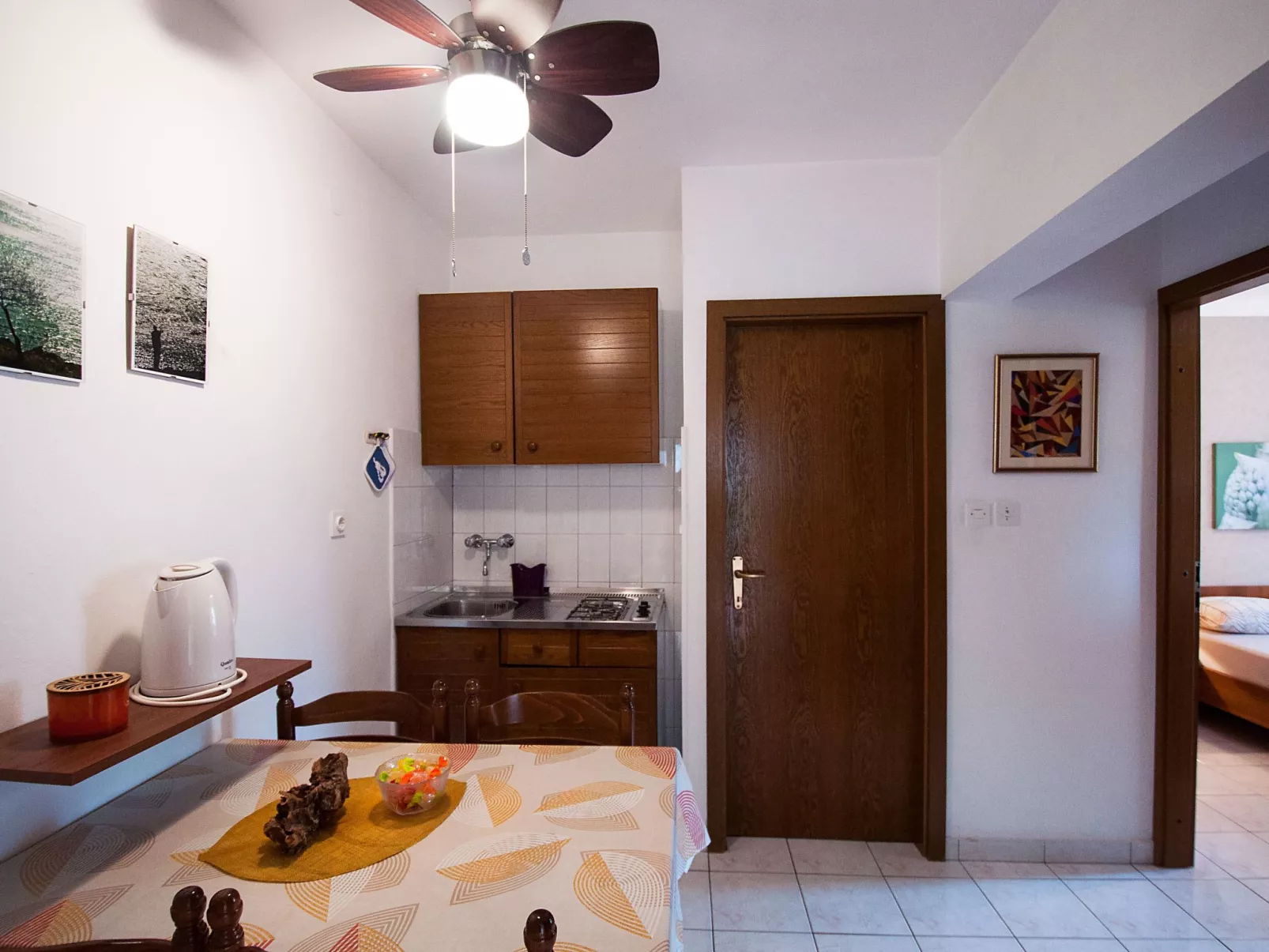 "Adria Parkside" mit Terrasse-Binnen