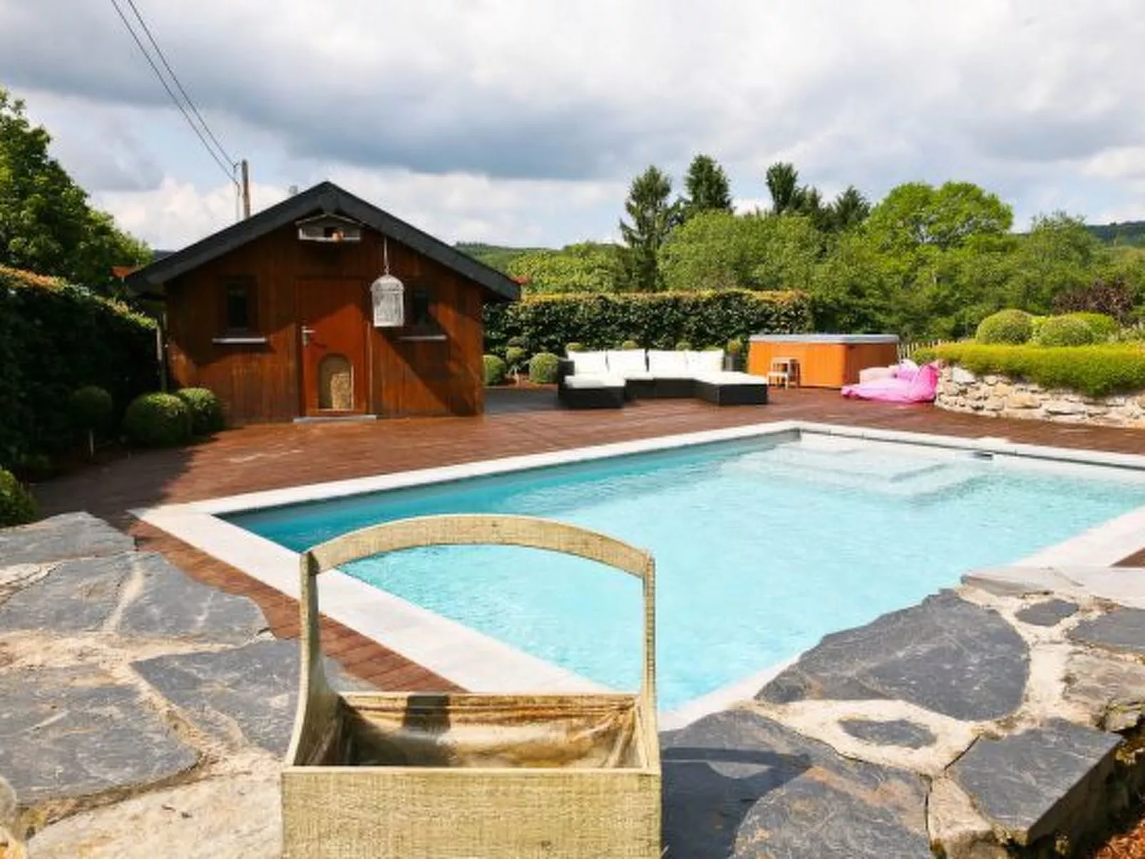 Villa "Spineux" Schwimmbäder/Whirlpool/Sauna 11pers-Buiten