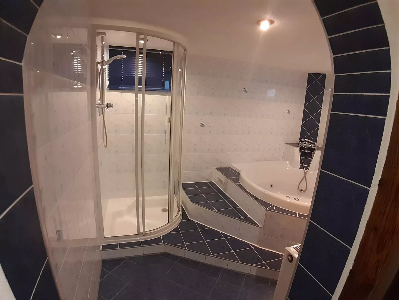 Lachtalhütte-Binnen