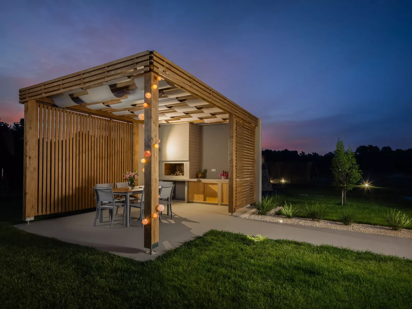 Villa Lu in Oklaj-Image-tags.info