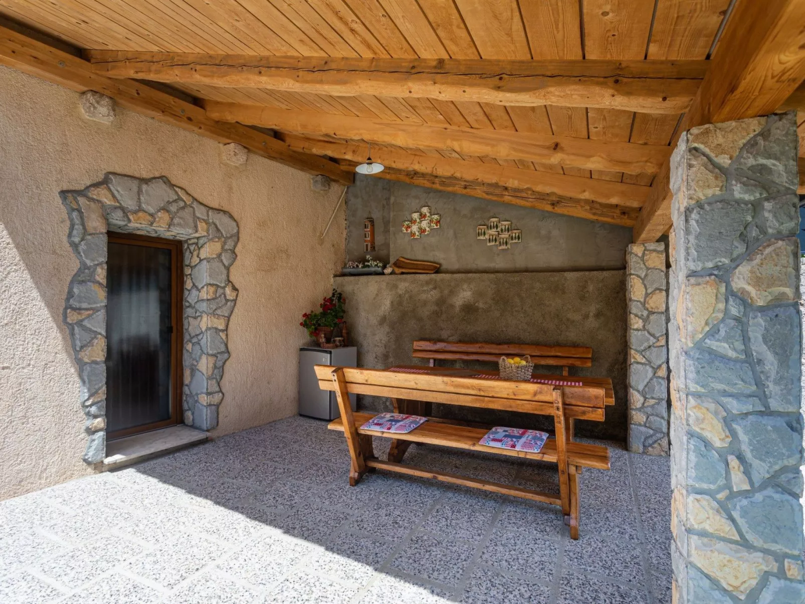 Gemütliches Steinhaus Nonna Stara-Binnen