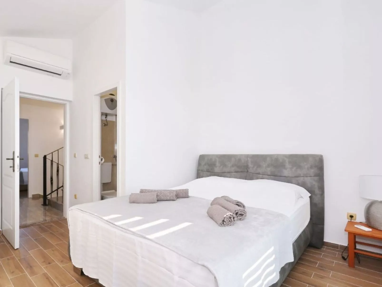 Haus am Strand in Zaton - TA Leut Agency-Binnen