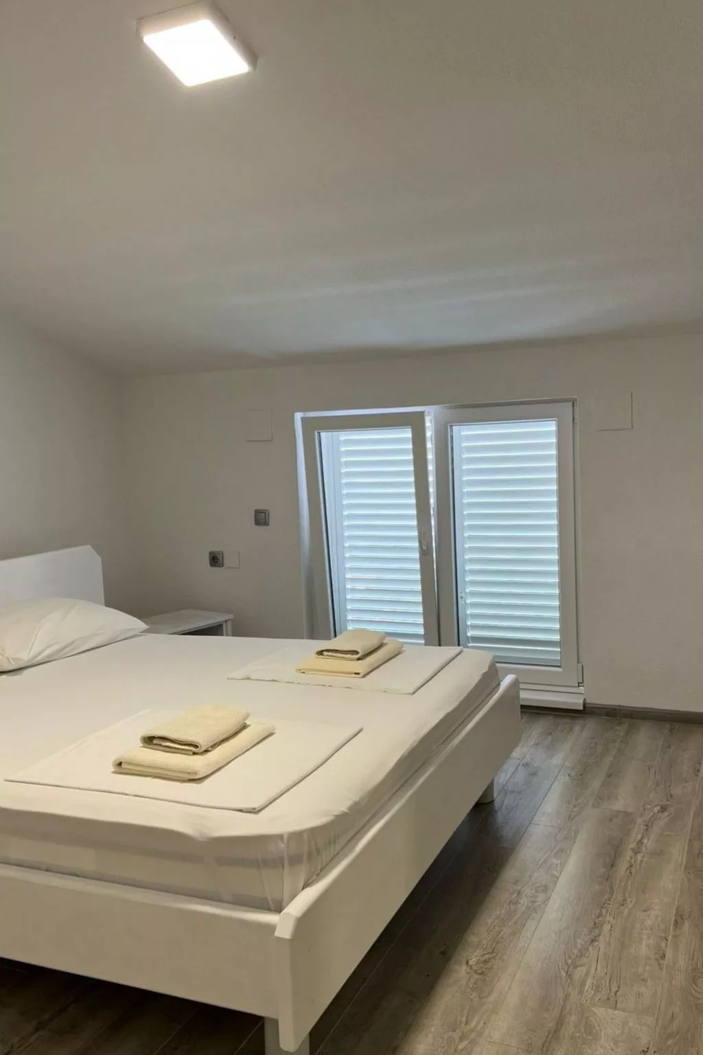 Wohnung Violett-Binnen