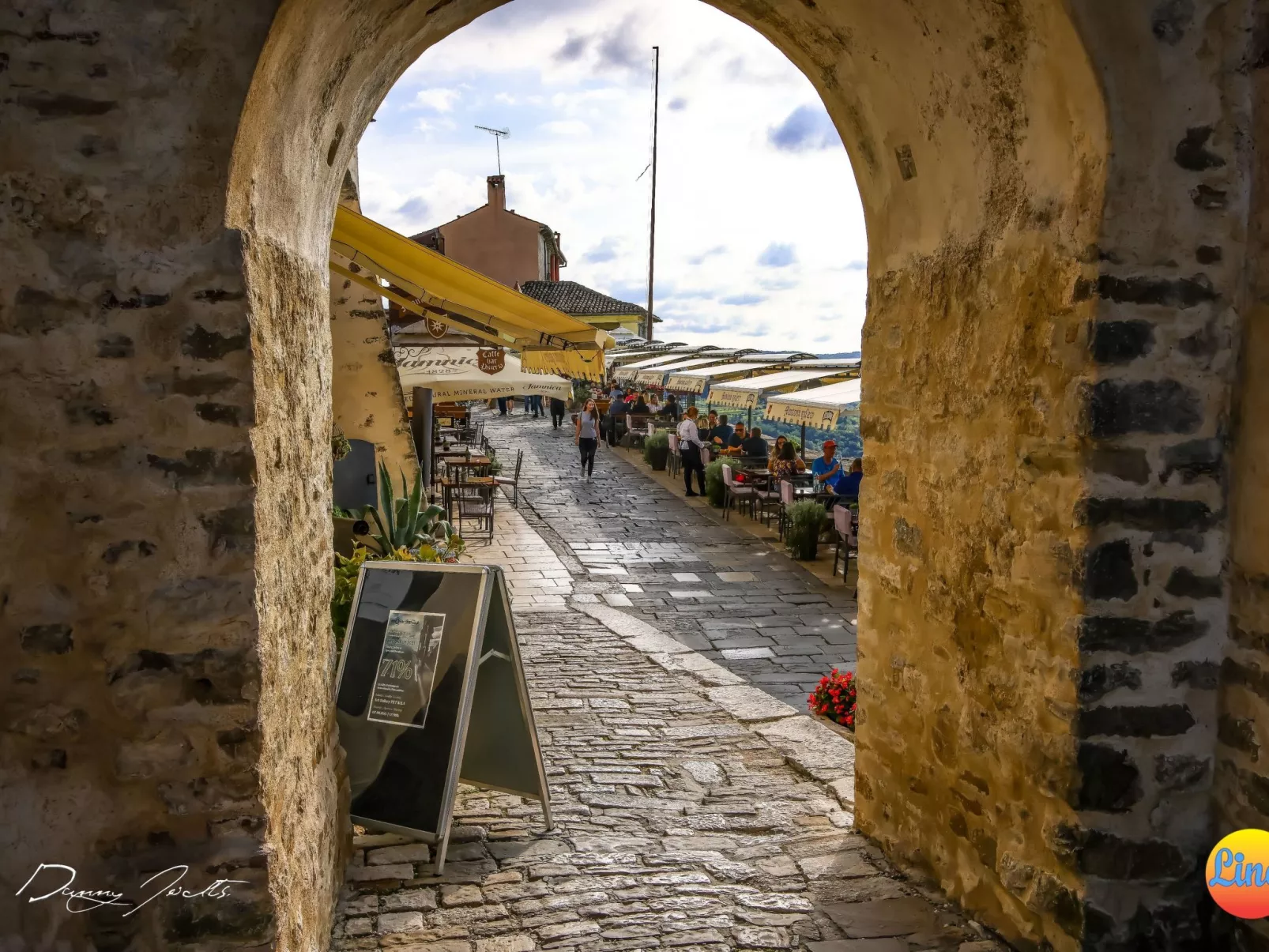 Villa Linet 6.-Binnen