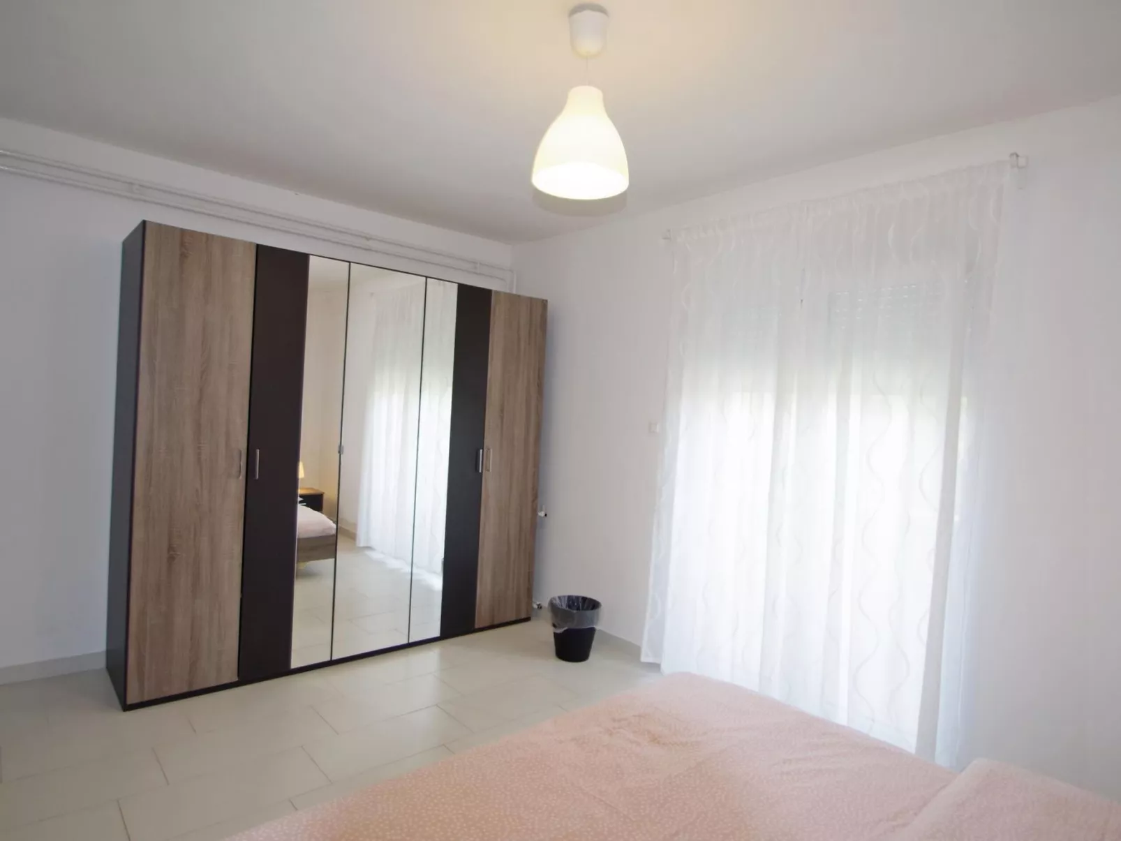 In Rakalj mit privatem Parkplatz-Binnen