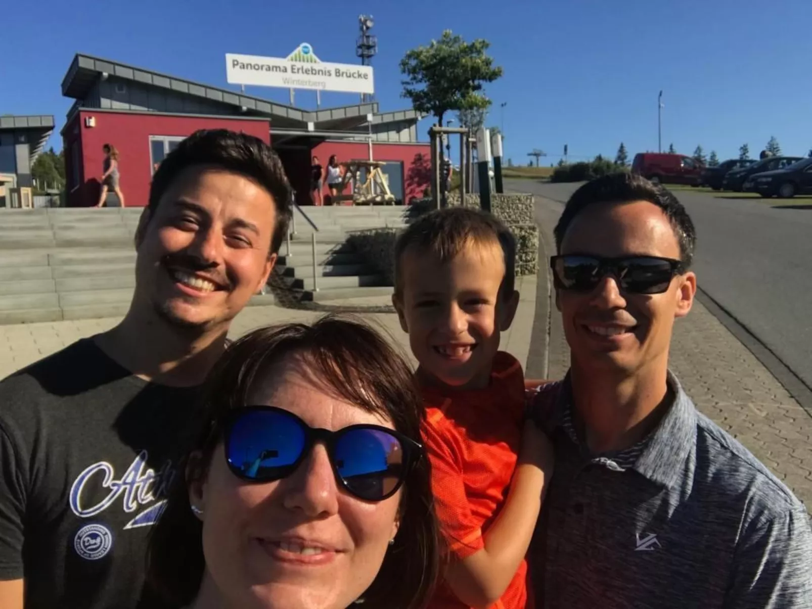 Berg- und Seeblick am Hillebachsee-Binnen