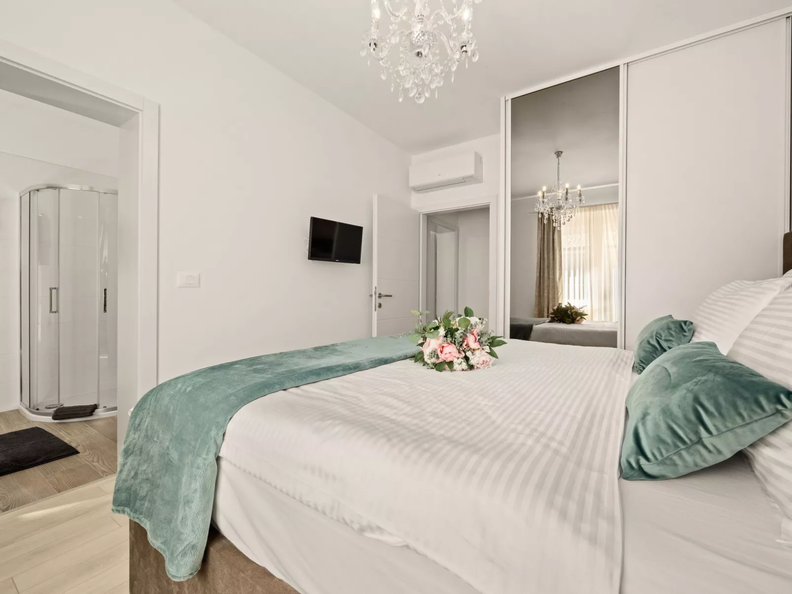 Villa Tea mit beheiztem Salzwasserpool-Binnen