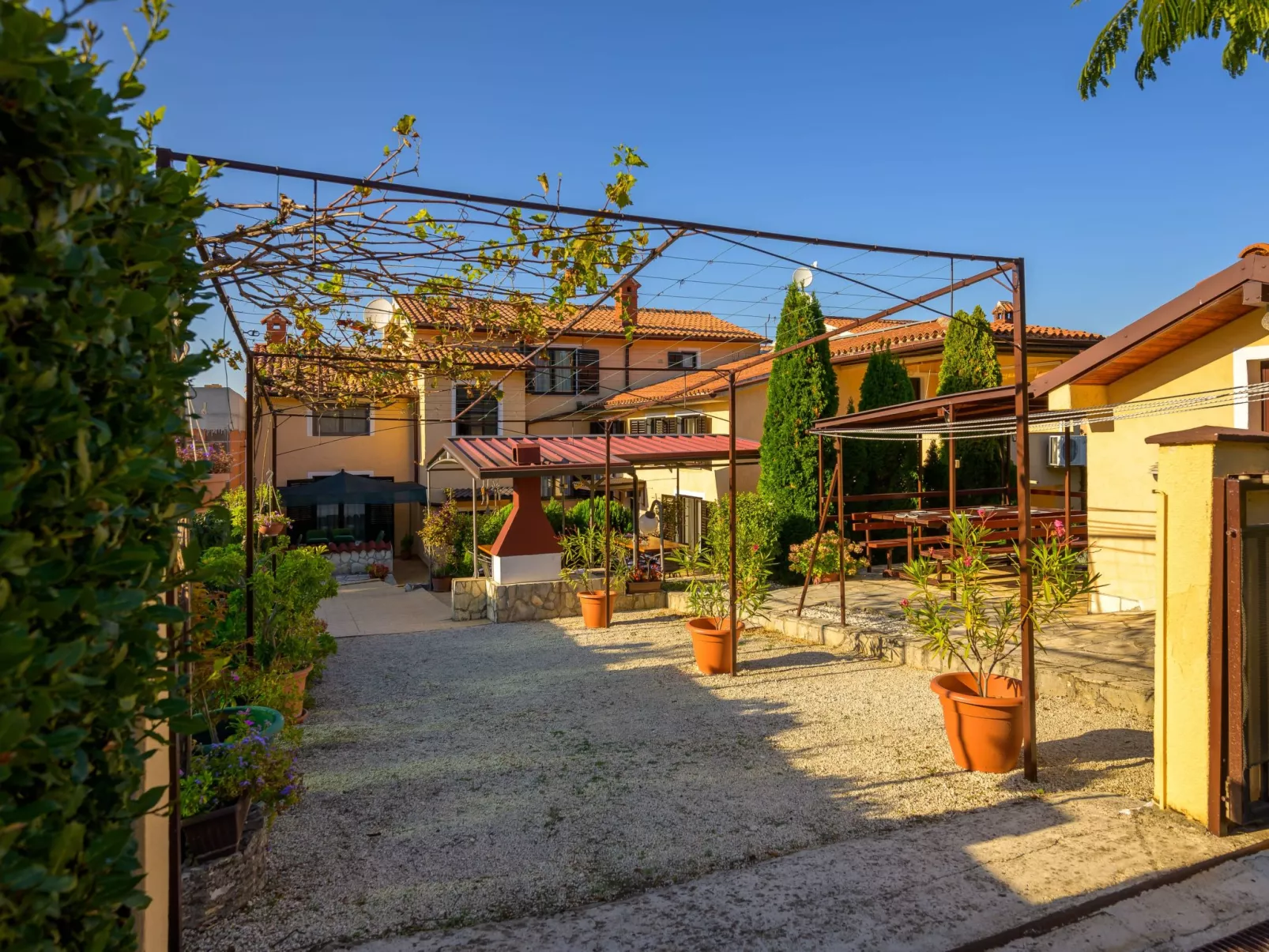 Ferienwohnungen Silvana-Binnen