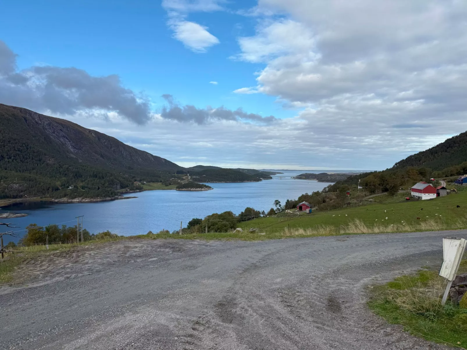 Stabben white House-Binnen