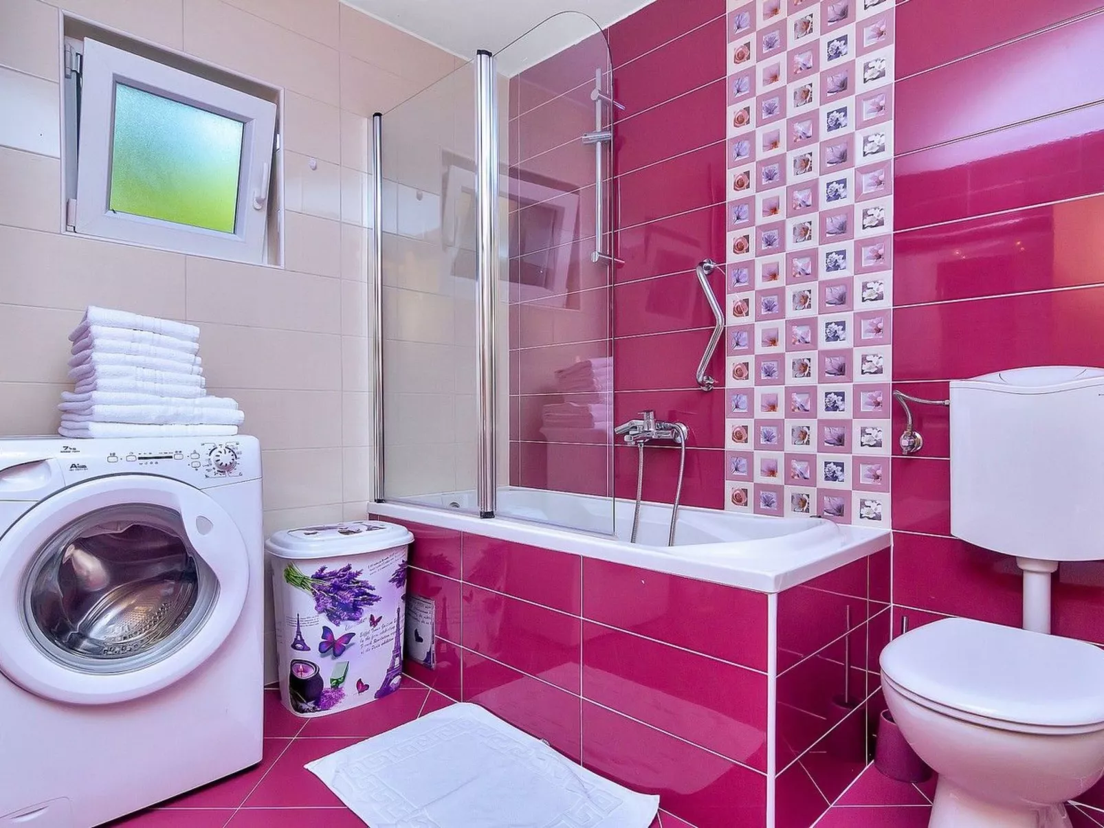 Renoviertes Ferienhaus in Tučepi mit Privatem Pool-Binnen