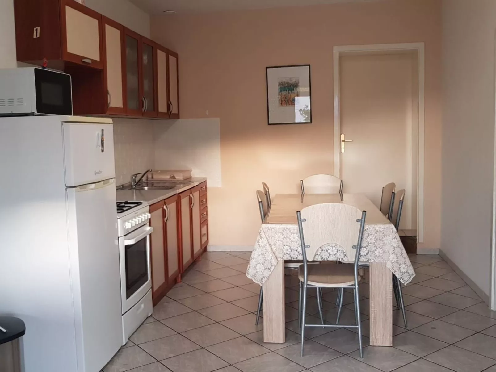 Strandnahe Wohnung mit großer Terrasse-Image-tags.info