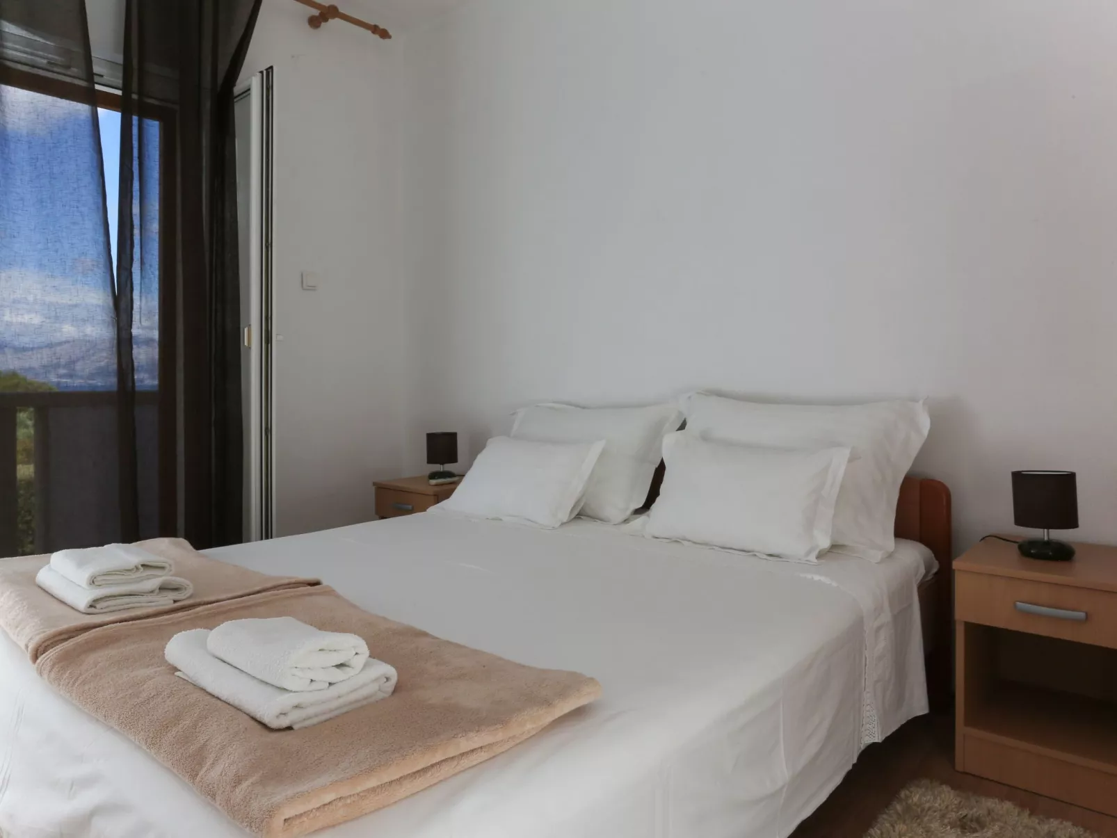 Komplett ausgestattete Wohnung für 7 Personen-Binnen