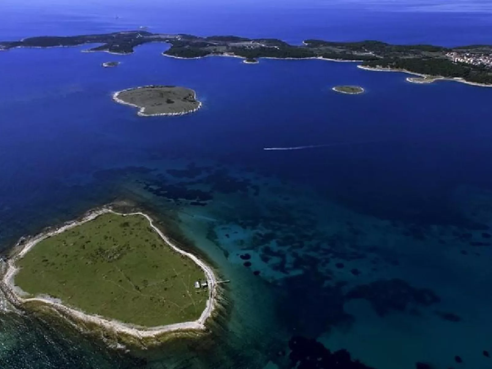 Villa Grofica, beheizter Pool, Taverne, Strandnähe-Binnen