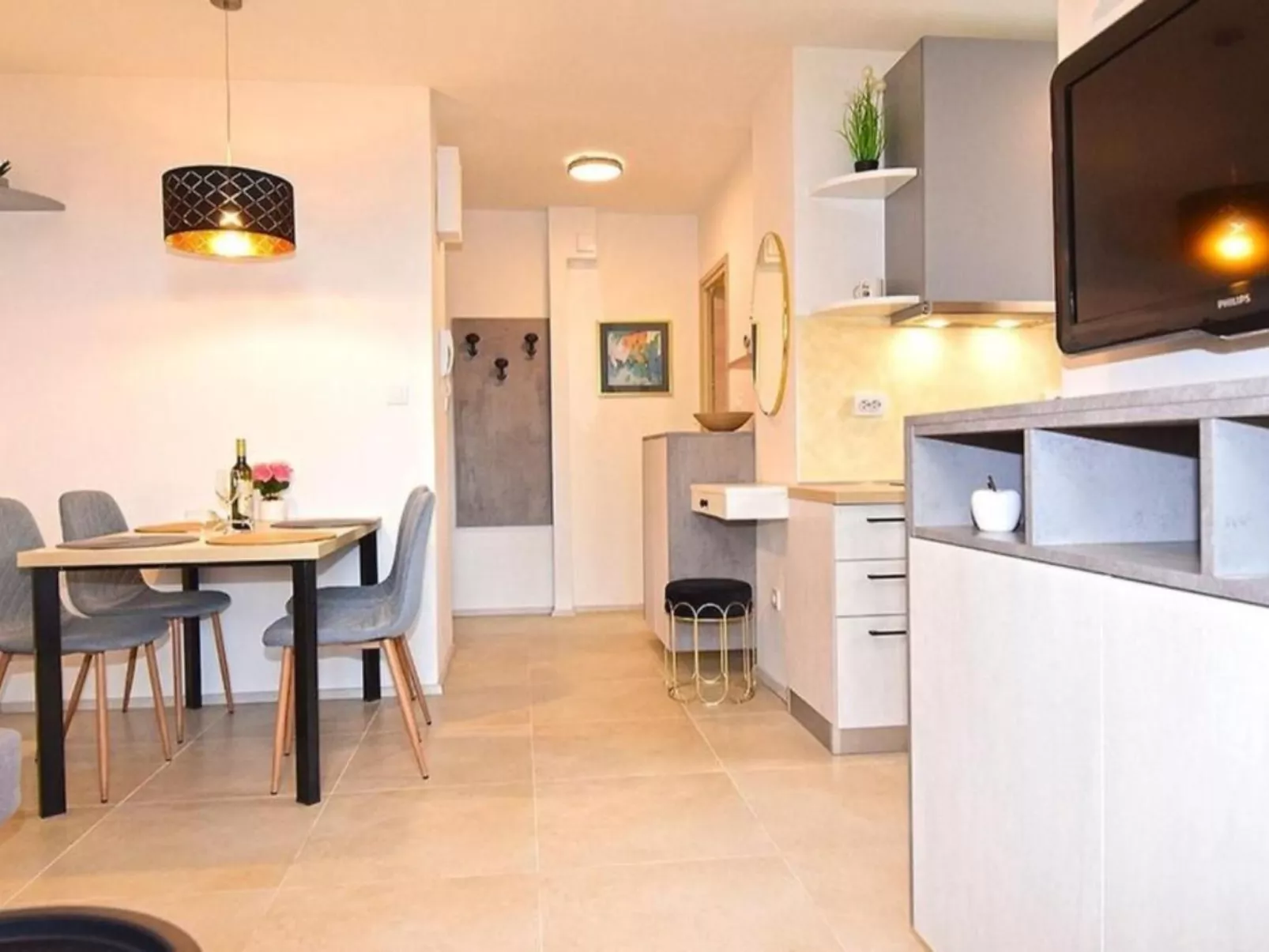 Modern eingerichtete Wohnung in der Nähe des Strandes...-Binnen