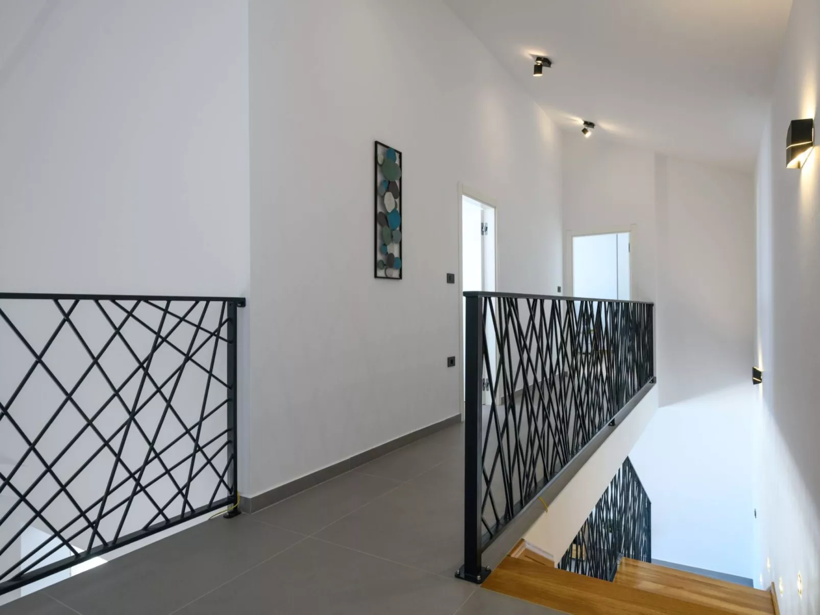 Villa Grande, klimatisiert und mit Pool in Jursici-Image-tags.info