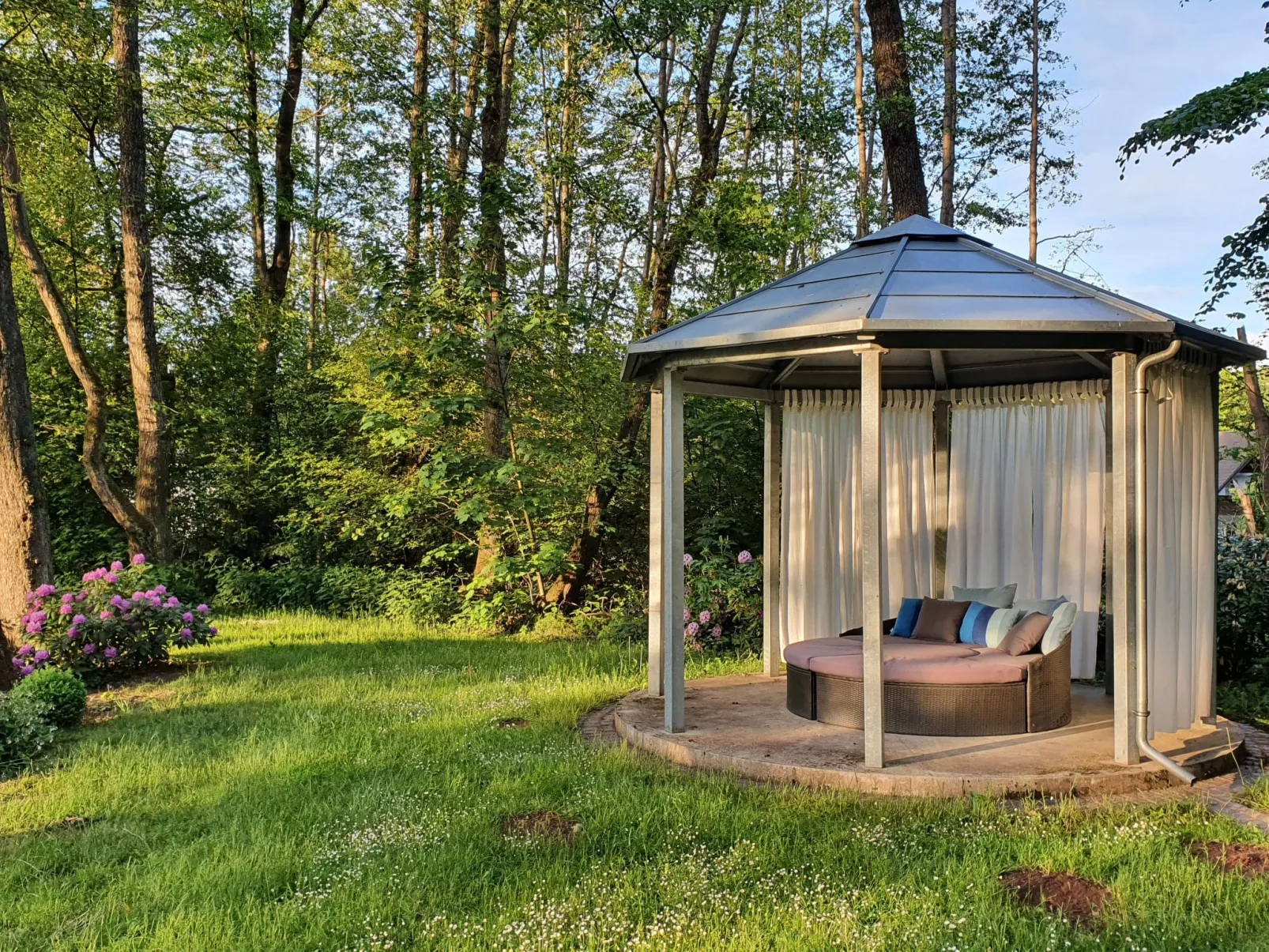 Wohlfühloase für Natur- und Gartenliebhaber-Buiten