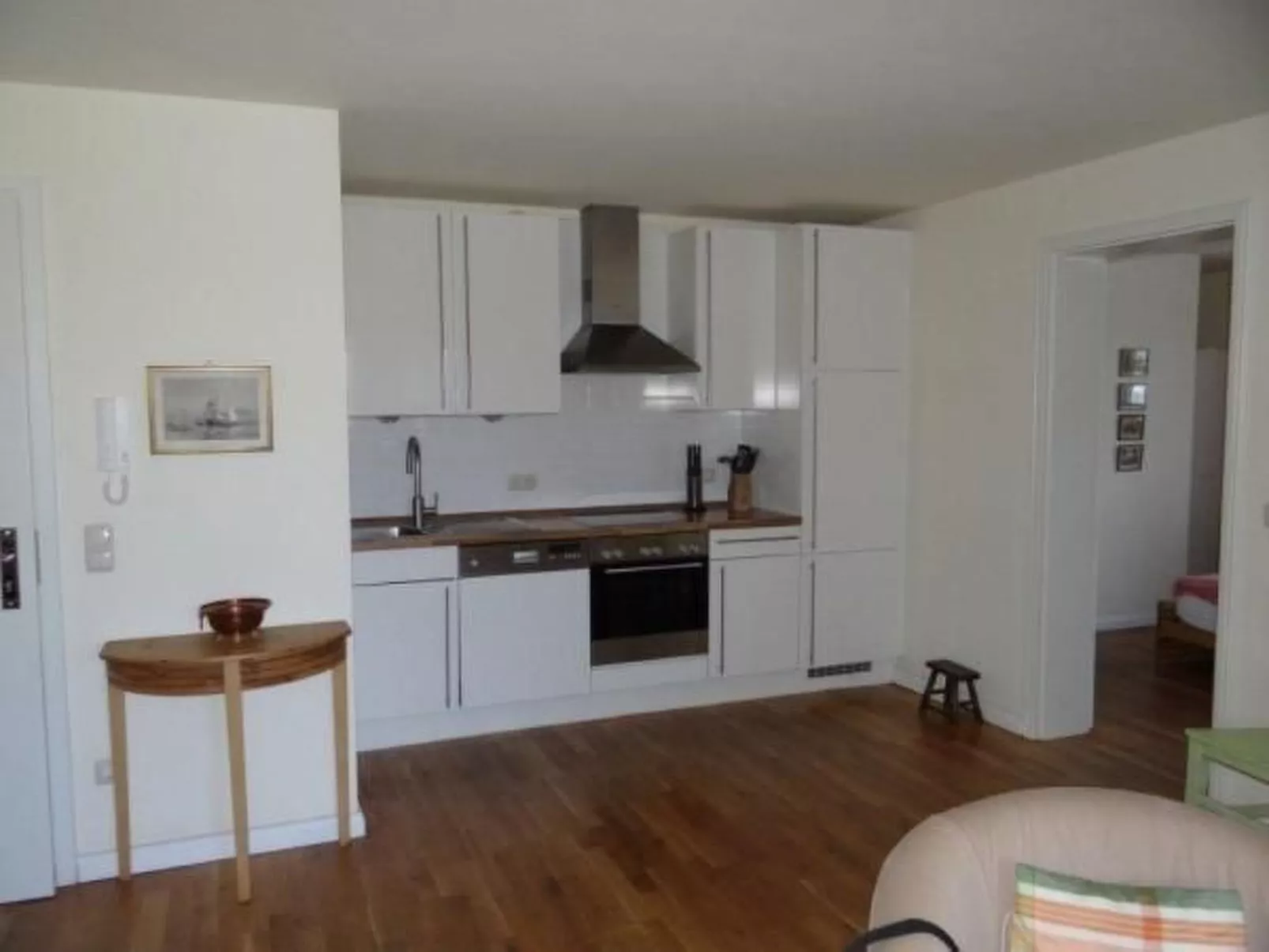 Wohnung im Erdgeschoss des Herrenhauses-Binnen