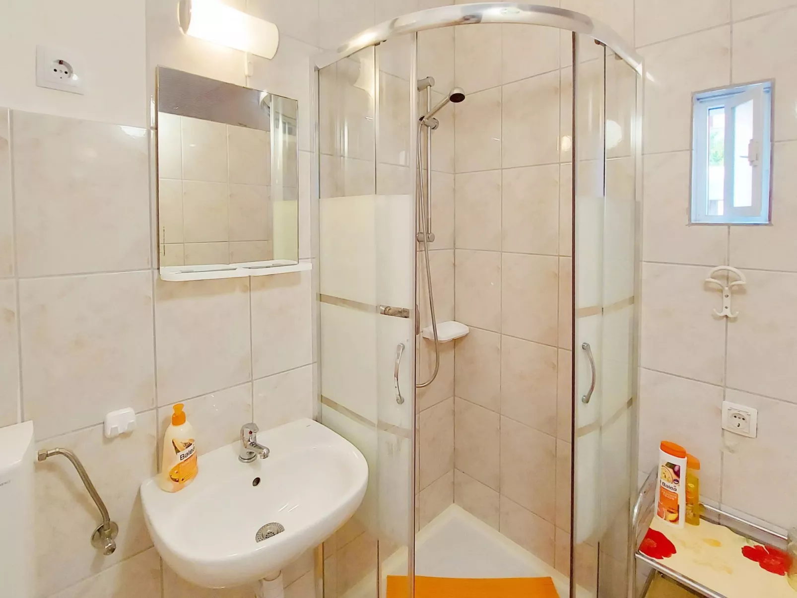 Holiday House Jure-Binnen