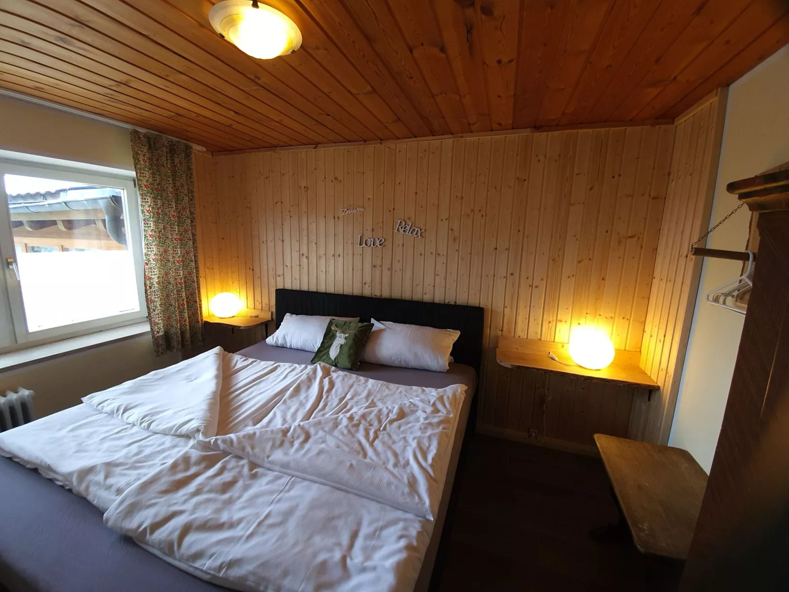 In Glashütt mit Finnischer Sauna-Binnen