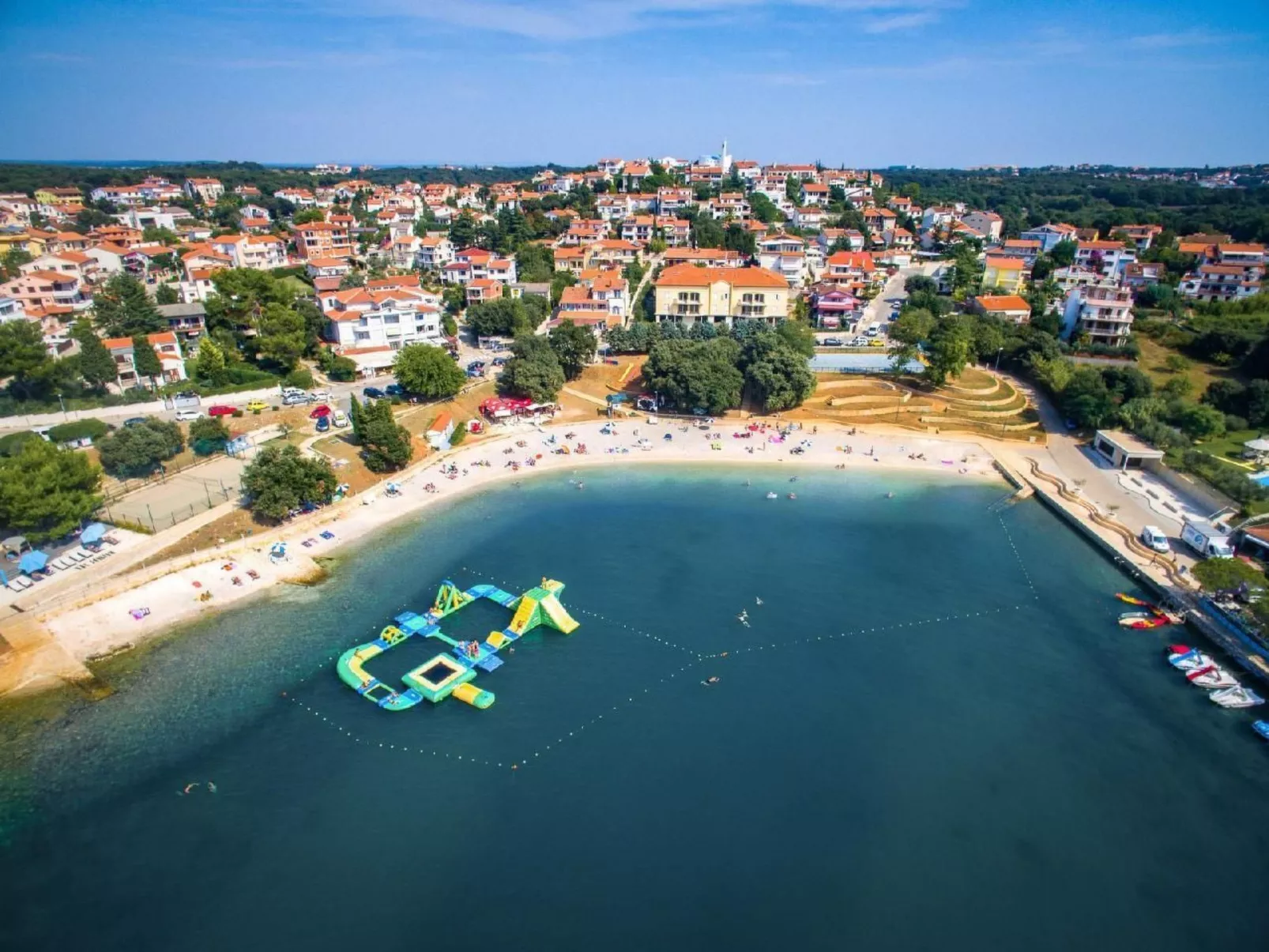 Wohnung in Pješčana Uvala, 500 m vom Strand entfernt-Buiten