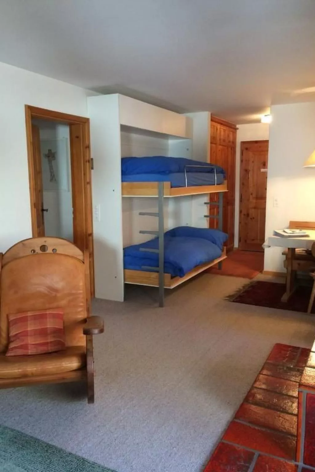 Chesa Carla 9-Binnen