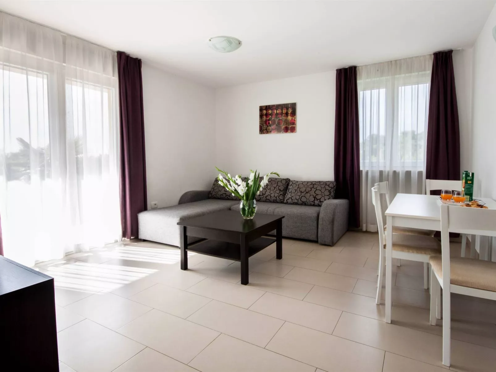 Mit privatem Garten und Terrasse-Image-tags.info