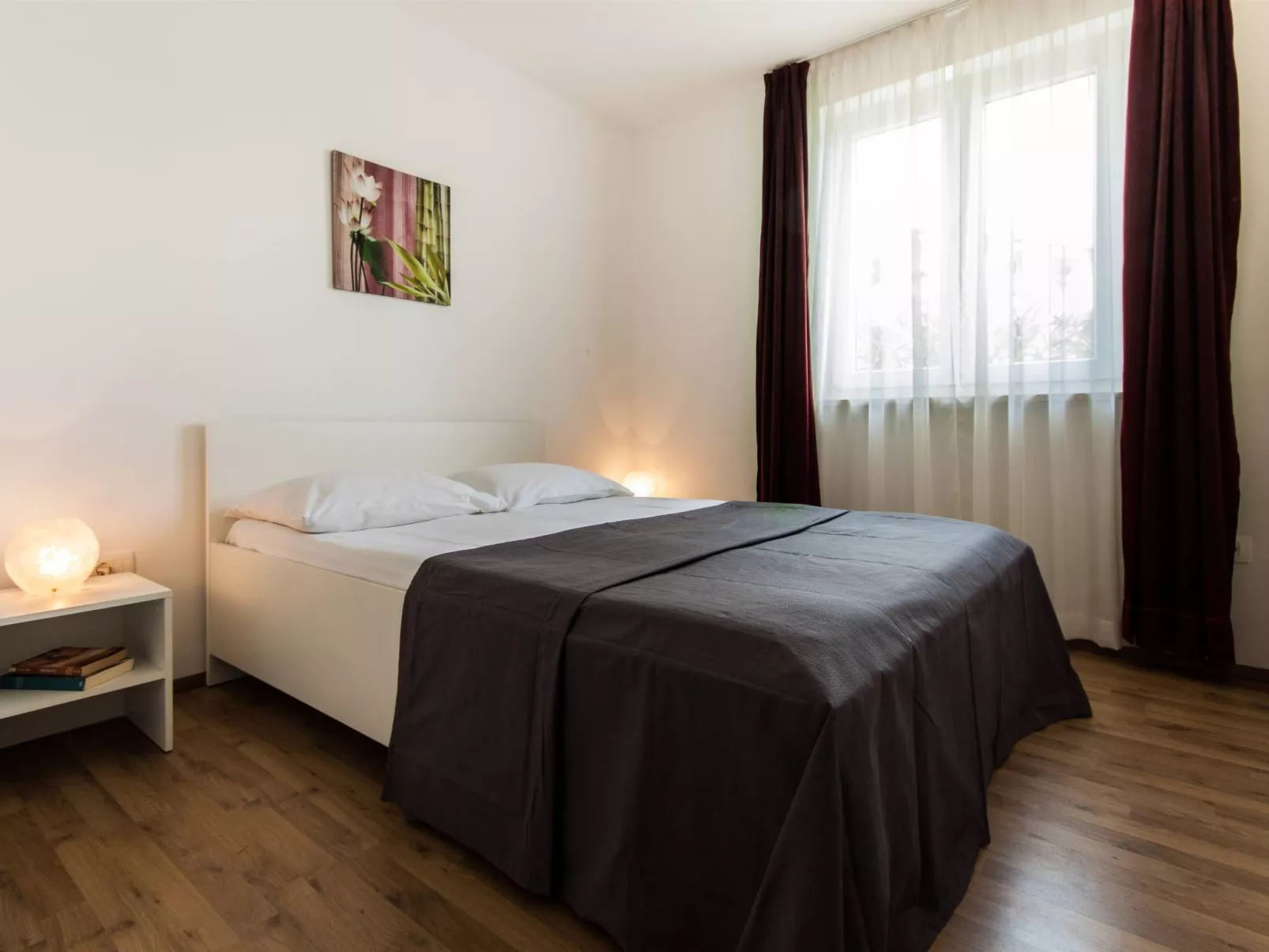 Wohnung mit Terrasse-Binnen