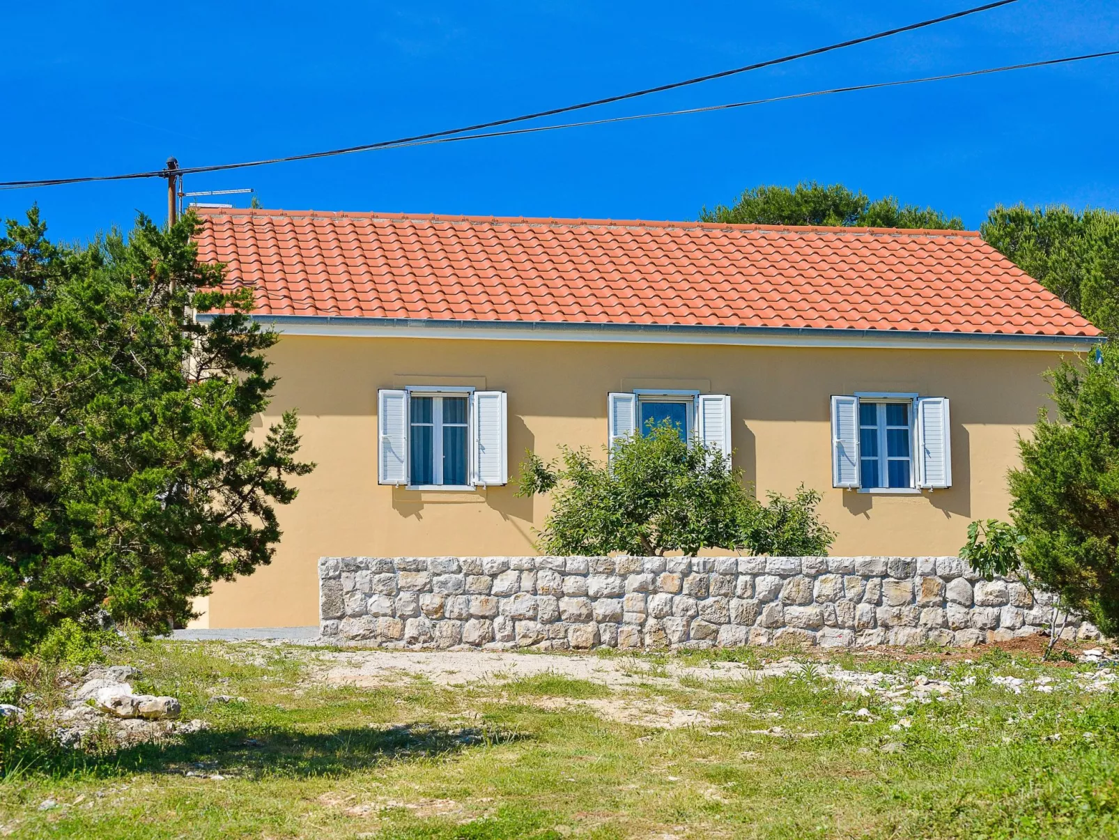 "Sakarun" mit Blick auf das Wasser-Buiten